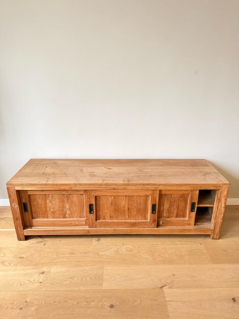 Mooie teak houten kast