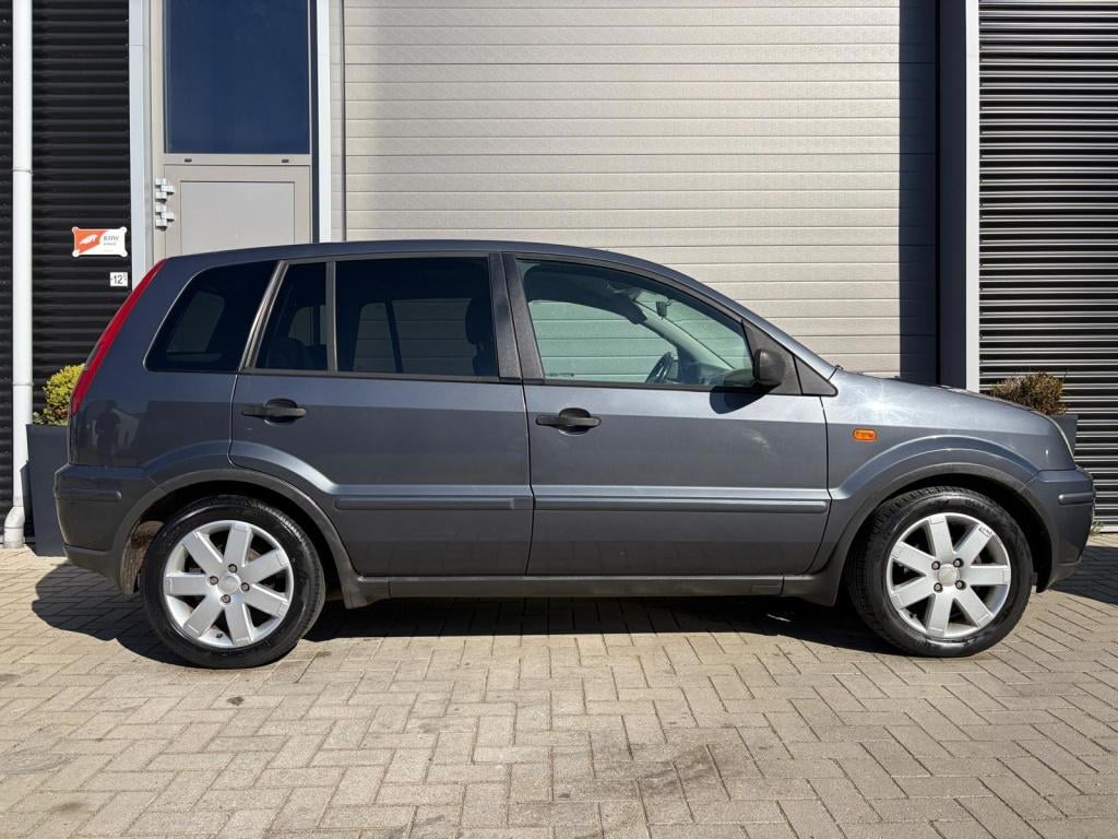 Ford Fusion 1.6-16v futura/174.000 nap/nwe koppeling/trekhaak/lichtmetaal/