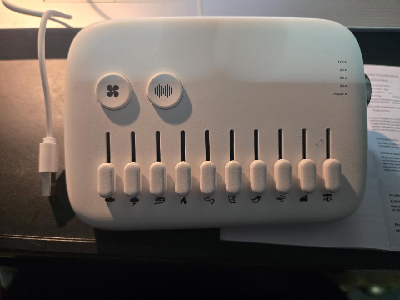 White Noise apparaat; slaapgeluidsmachine