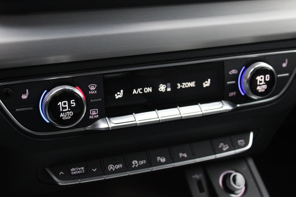 Audi Q5 45 tfsi quattro s edition full options