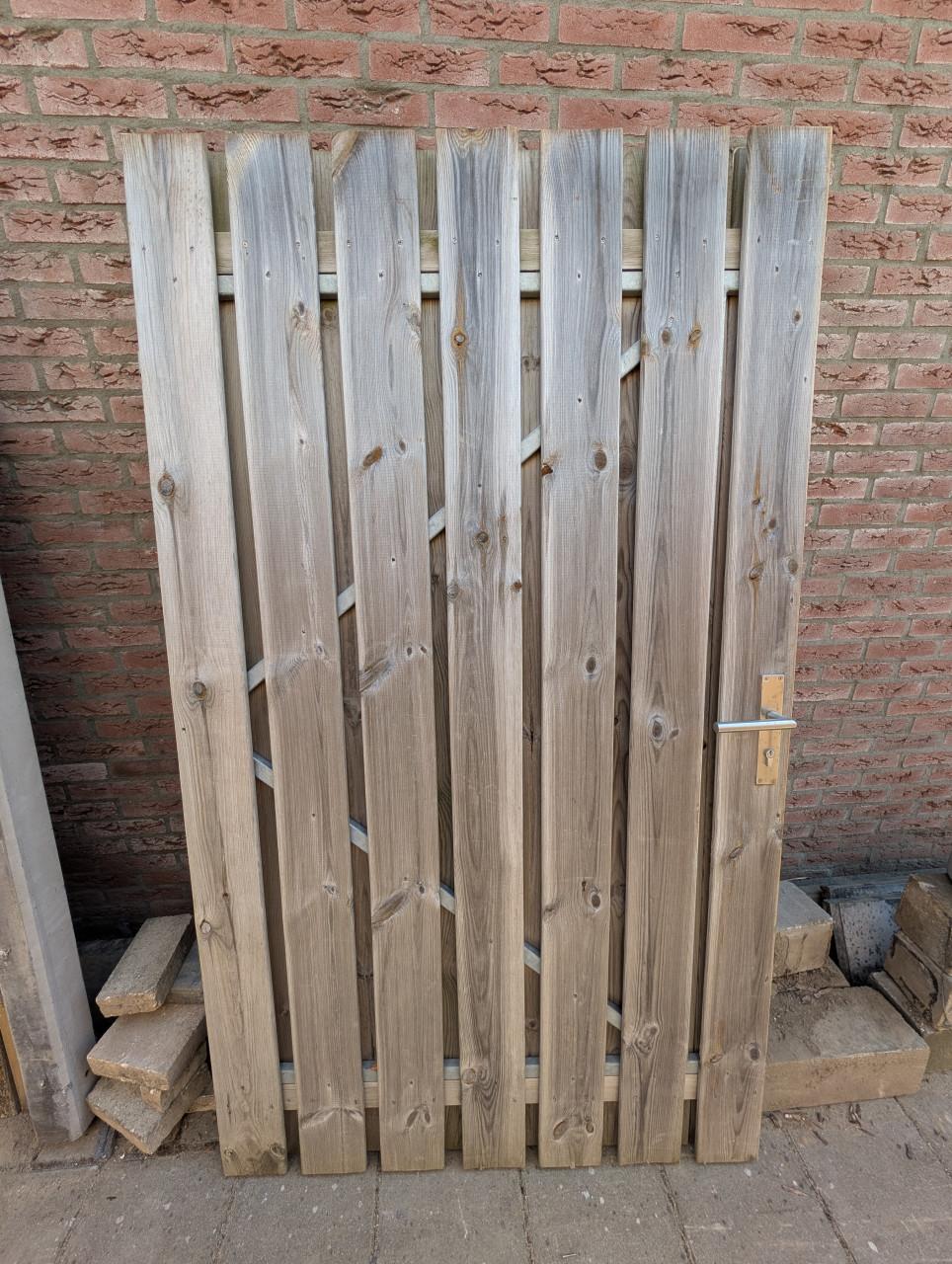 Douglas Tuinpoort 115 x 195 cm