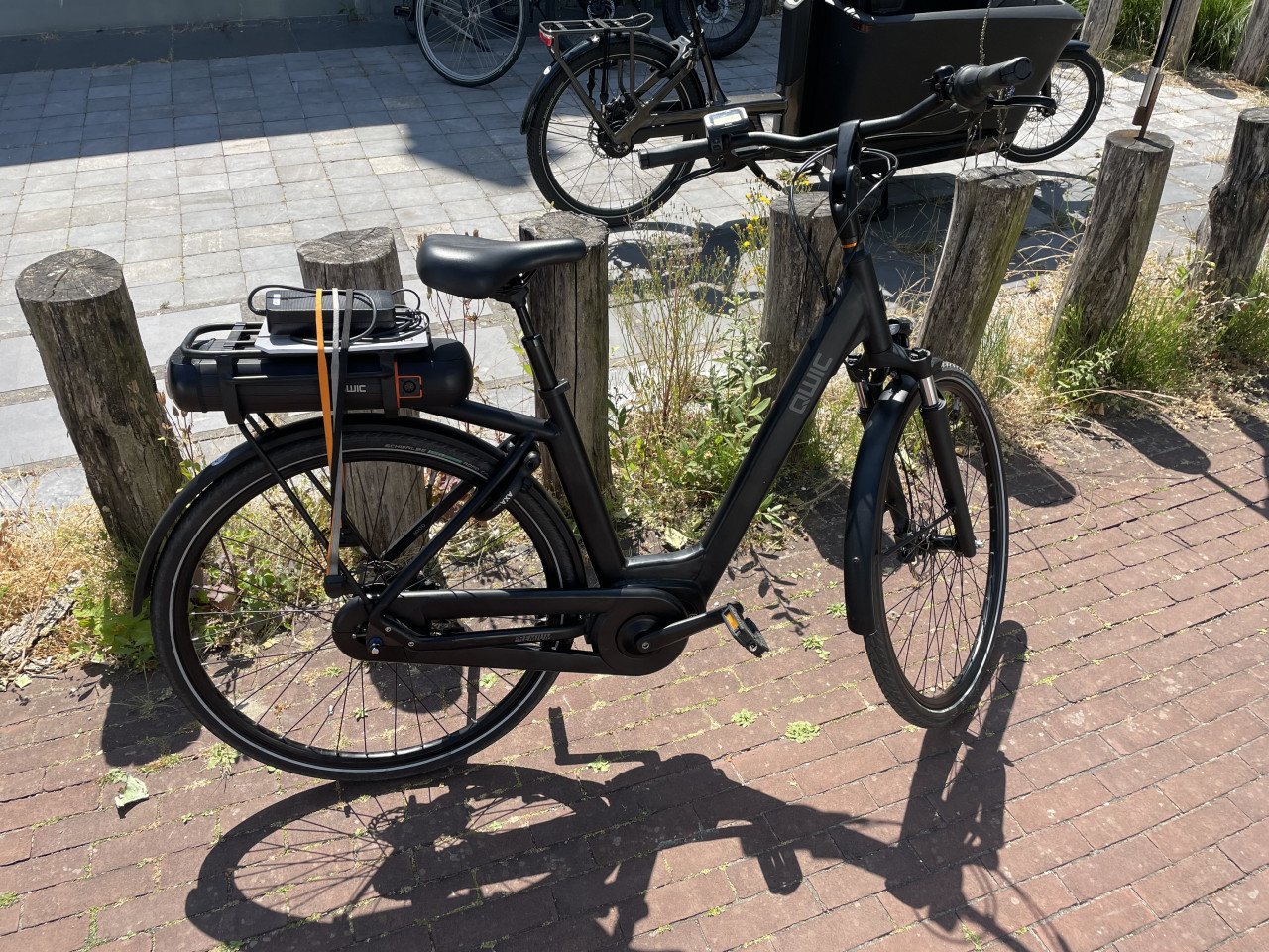 Qwic Premium Elektrische damesfiets middenmotor !!