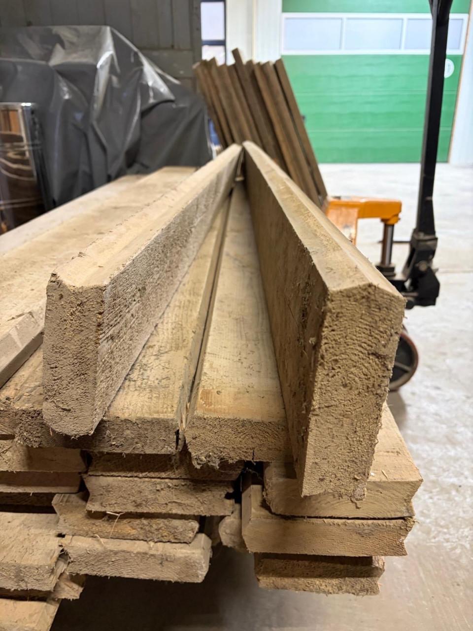 Partij zware planken