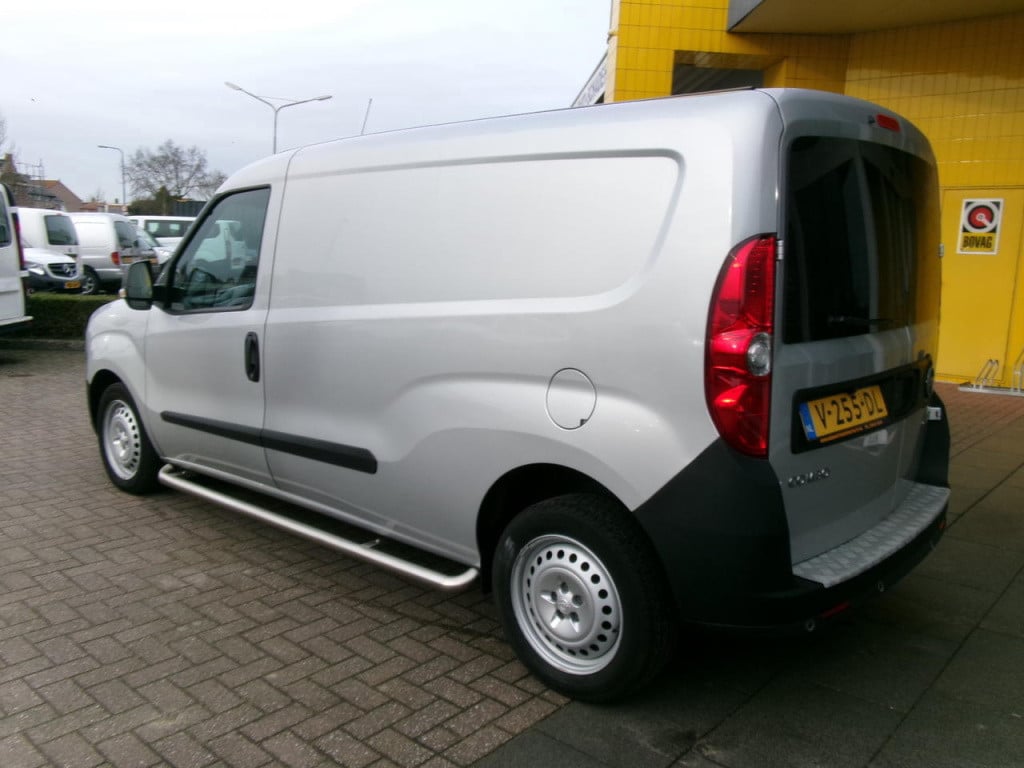 Opel Combo 1.3 cdti l2/h1 airco, schuifdeur 79000 km!!