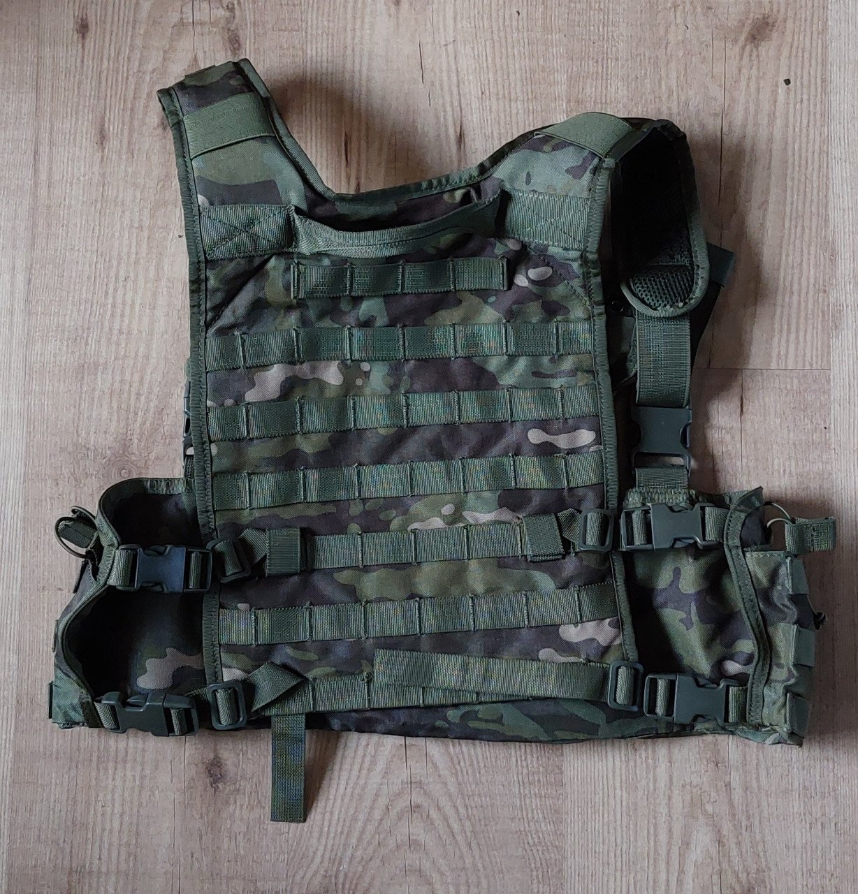 Diverse airsoft artikelen te koop Chest Rig Camo