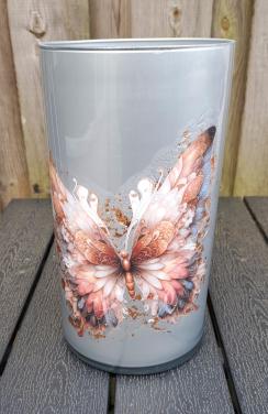 Decoupage vaas met vlinder