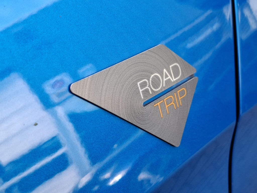 Peugeot 3008 suv 1.6 hybrid 225 eat8 automaat road trip nav/cam