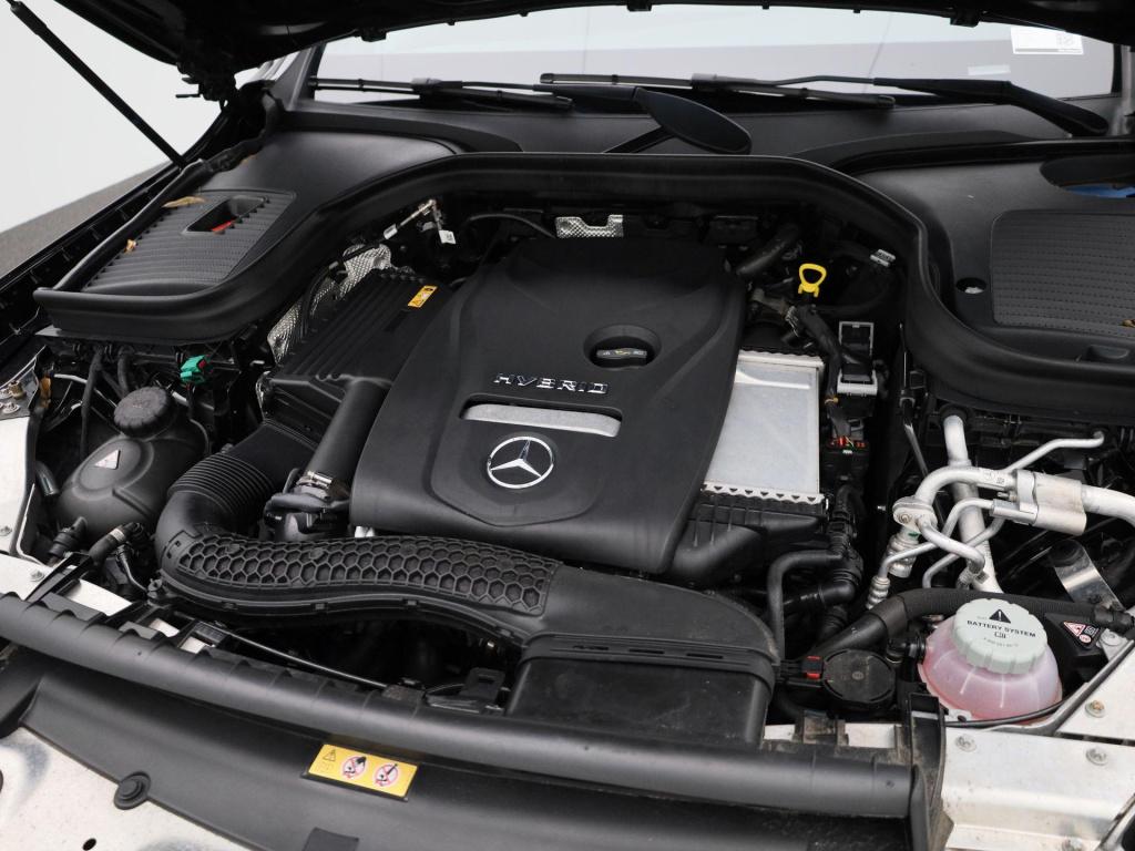 Mercedes-Benz Glc 300e 4matic business solution amg | automaat | apple carp