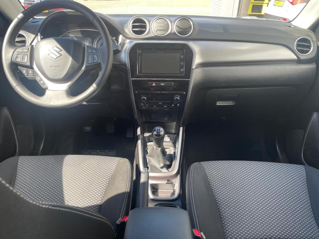 Suzuki Vitara 1.0 boosterjet select all seizoenbanden|afneembare trekhaak