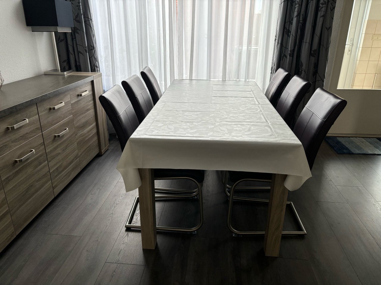 Eettafel met 6 stoelen Henders & Hazel