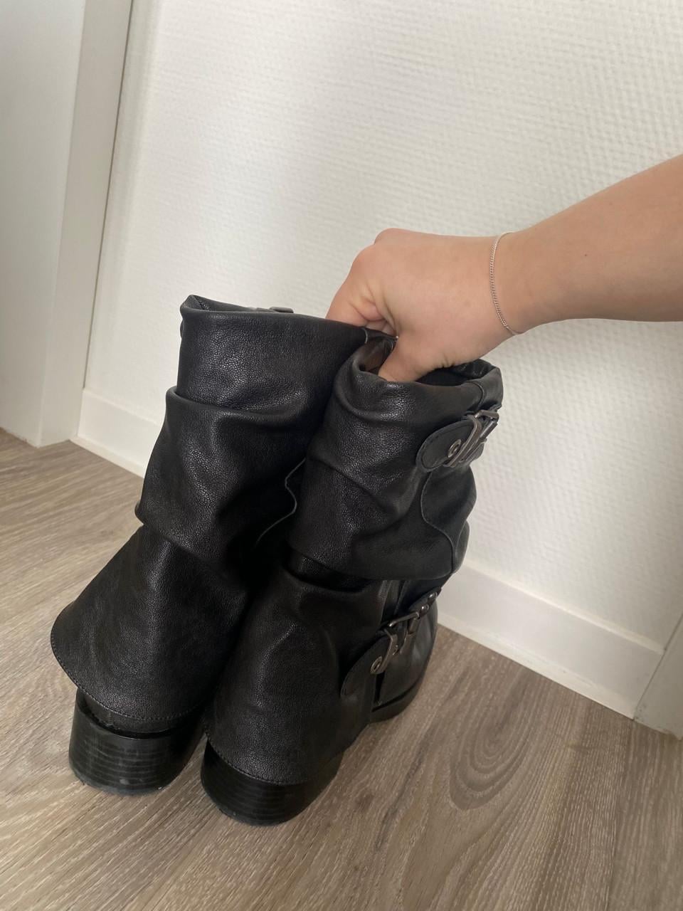 Korte laarzen (Bershka)