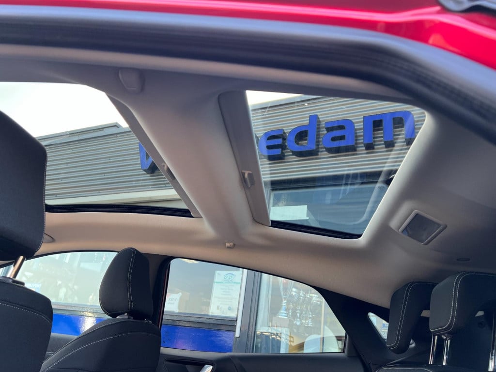 Ford Puma 1.0 ecoboost hybrid st-line x 155 pk, schuif/kanteldak, trekhaak,
