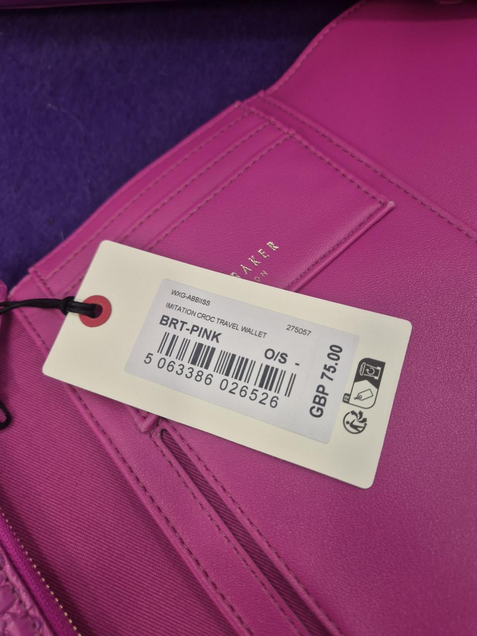 Nieuwe travelwallet van Ted Baker