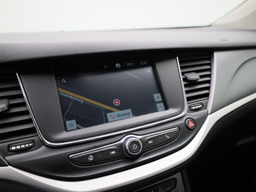 Opel Astra sports tourer 1.2 edition | navigatie | trekhaak | parkeersensor