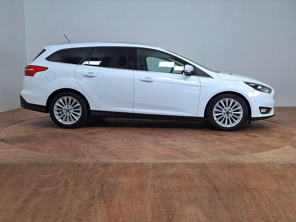 Ford Focus wagon 1.5 titanium