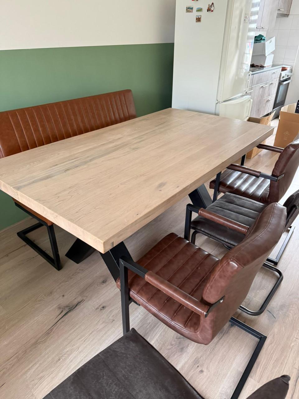 Eetkamer tafel 180 x 100