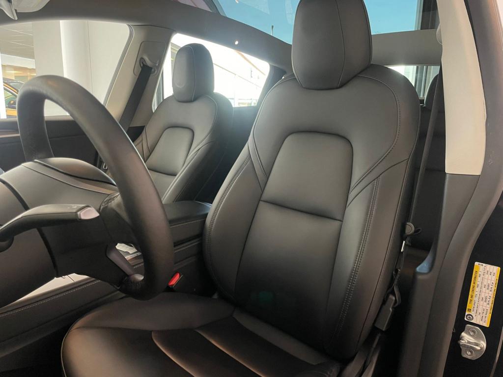 Tesla Model Y long range awd 75 kwh