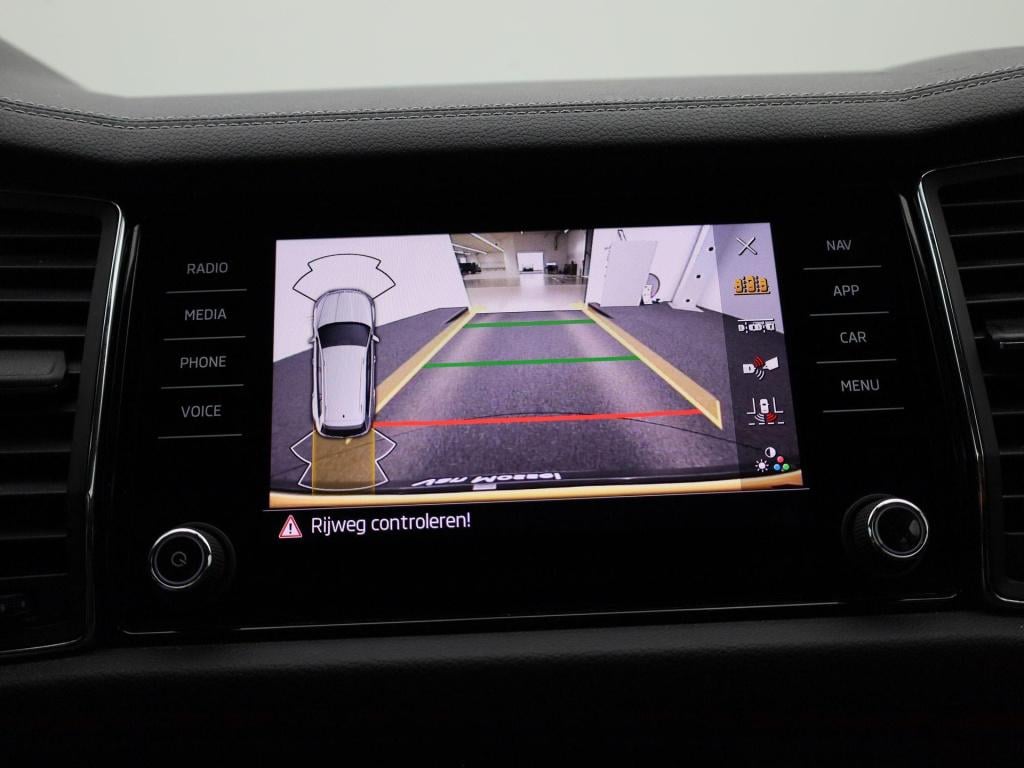 Skoda Kodiaq 1.5 tsi business edition | automaat | navigatie | apple carpla