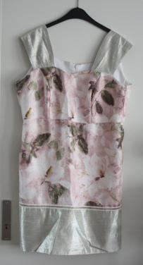 Jurk en jasje  goud roze maat 46