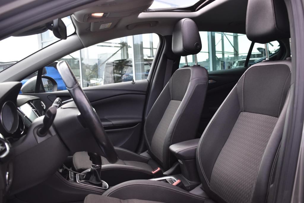 Opel Astra 1.4 innovation | panoramadak | trekhaak | climate control | crui