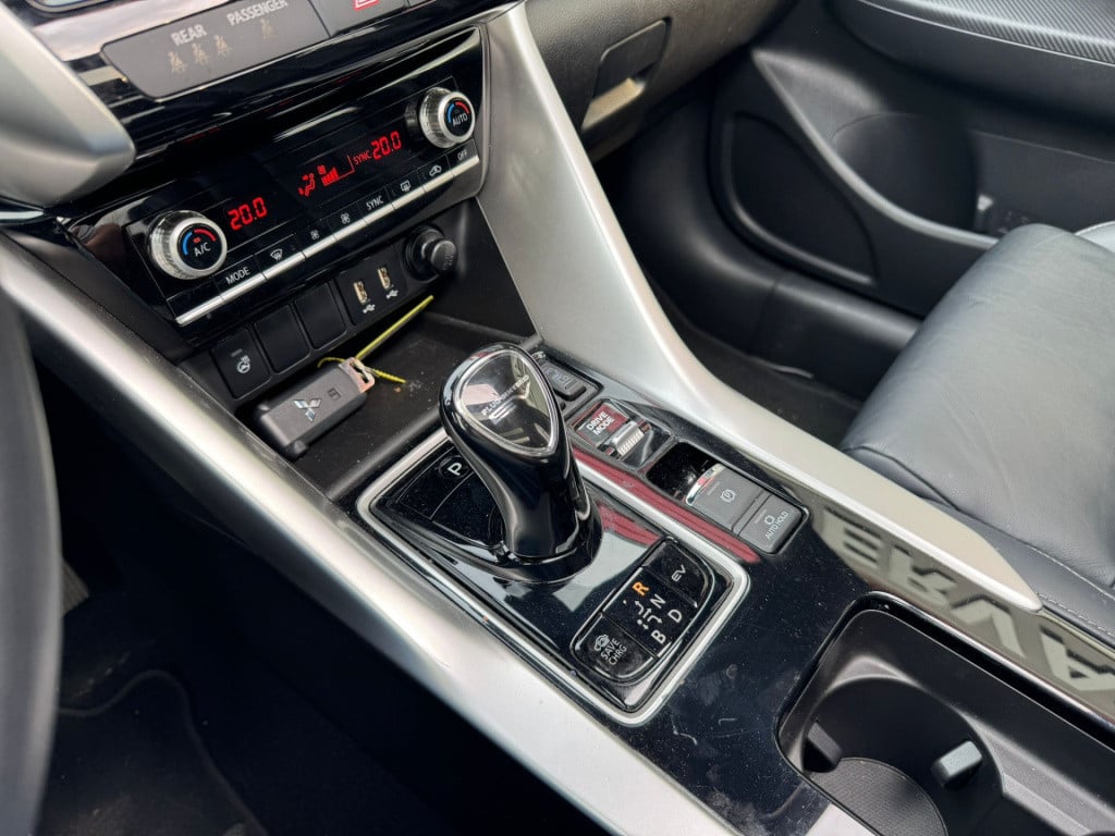 Mitsubishi Eclipse Cross 2.4 phev instyle