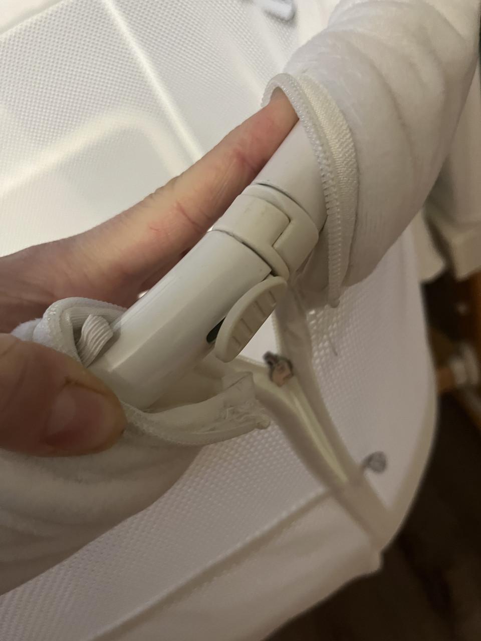 Co-sleeper/ wieg BabyGo Amila + 2 sets beddengoed