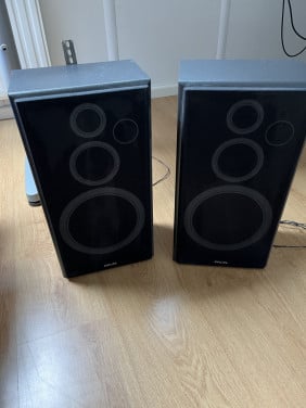Twee luidspreker boxen, Philips
