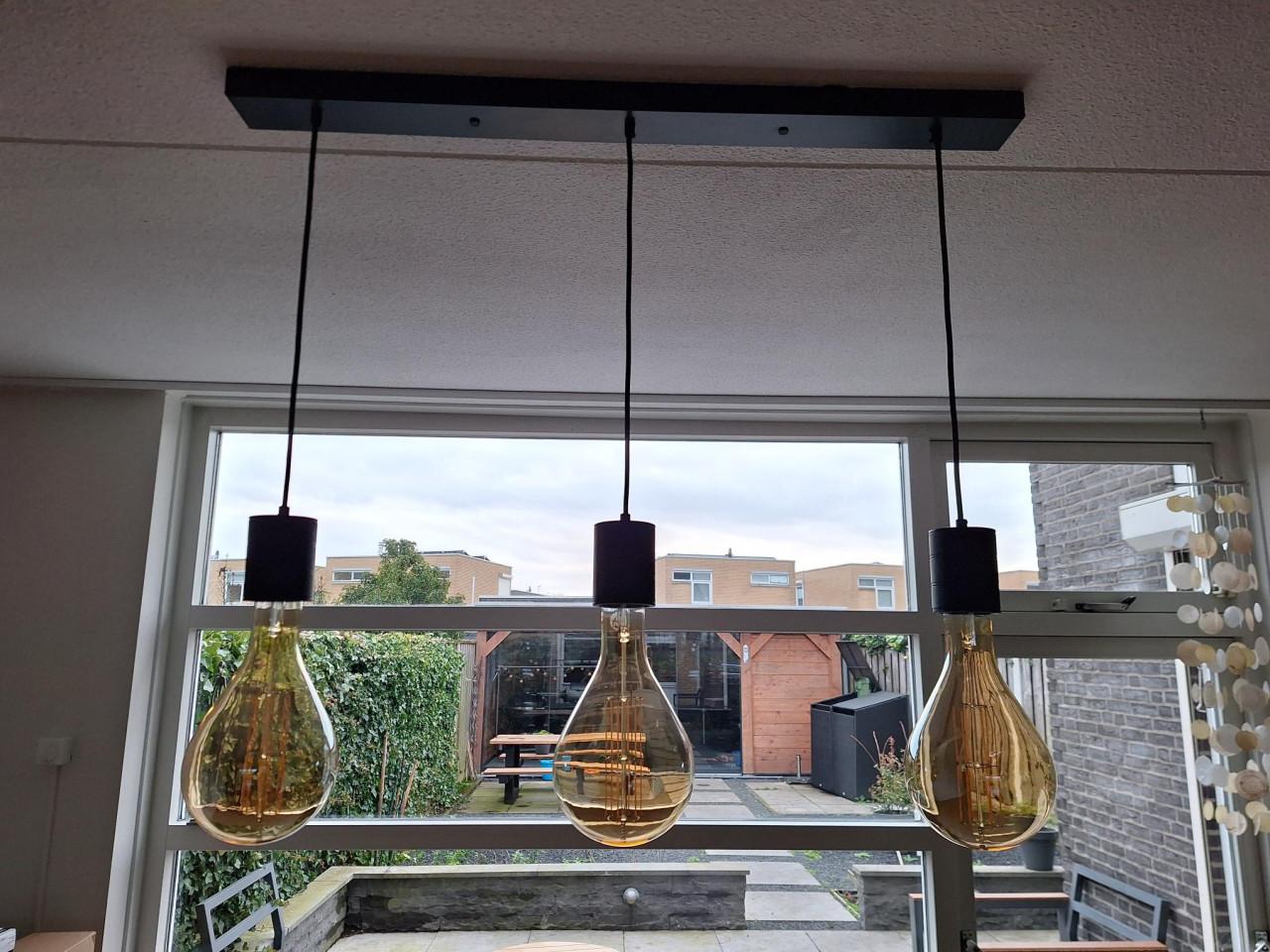 Hanglamp met Calex lampen dimbaar