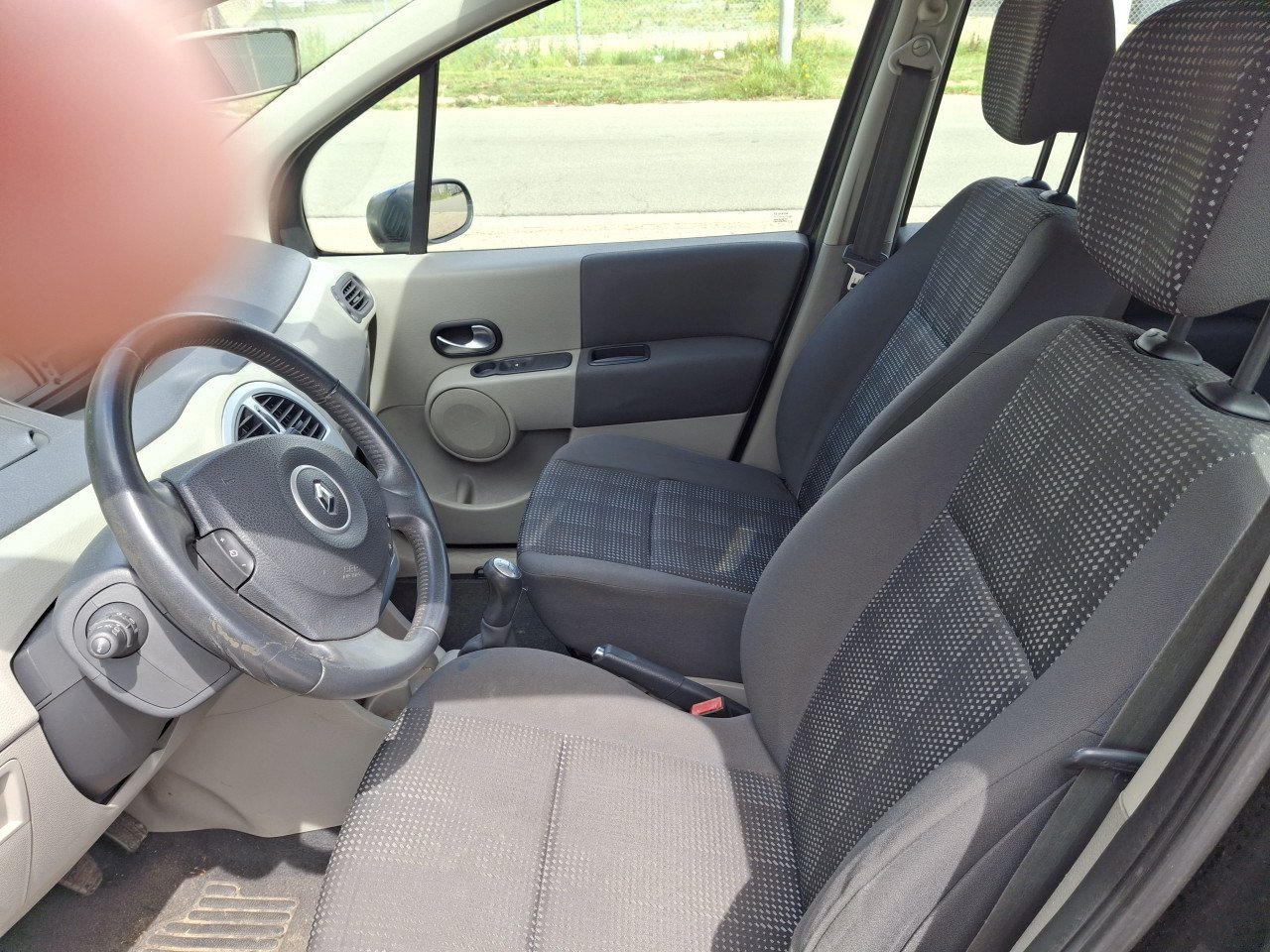 Renault modus bj 2006. 1650 euro