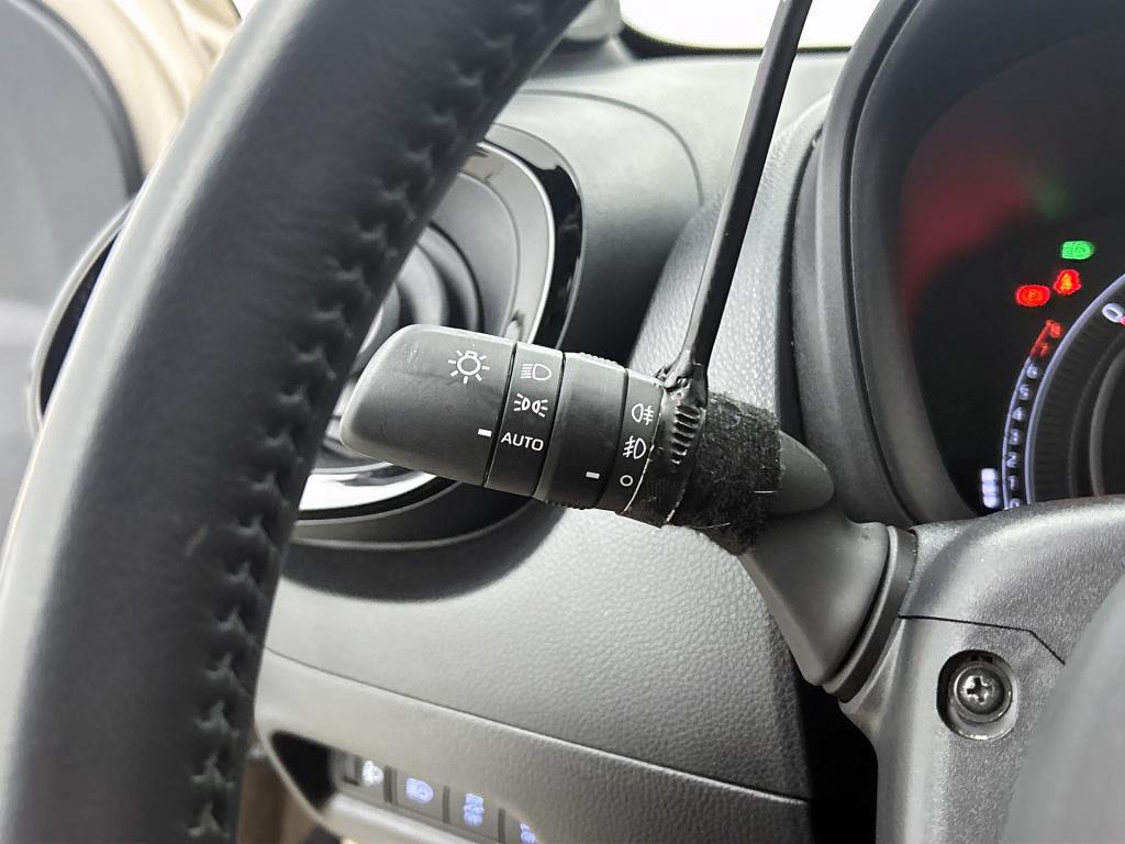 Toyota Aygo x 1.0 vvt-i s-cvt envy automaat | navigatie | jbl soundsystem |