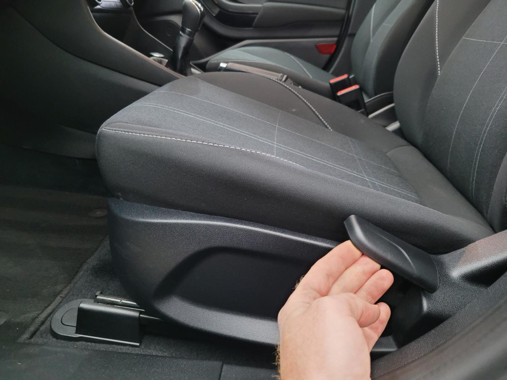 Ford Fiesta 1.1 trend | voorruitverwarming | velgen | cruisecontrol | groot