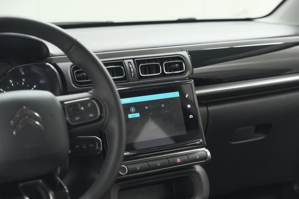 Citroen C3 puretech 110 feel edition | camera | navigatie | apple carplay