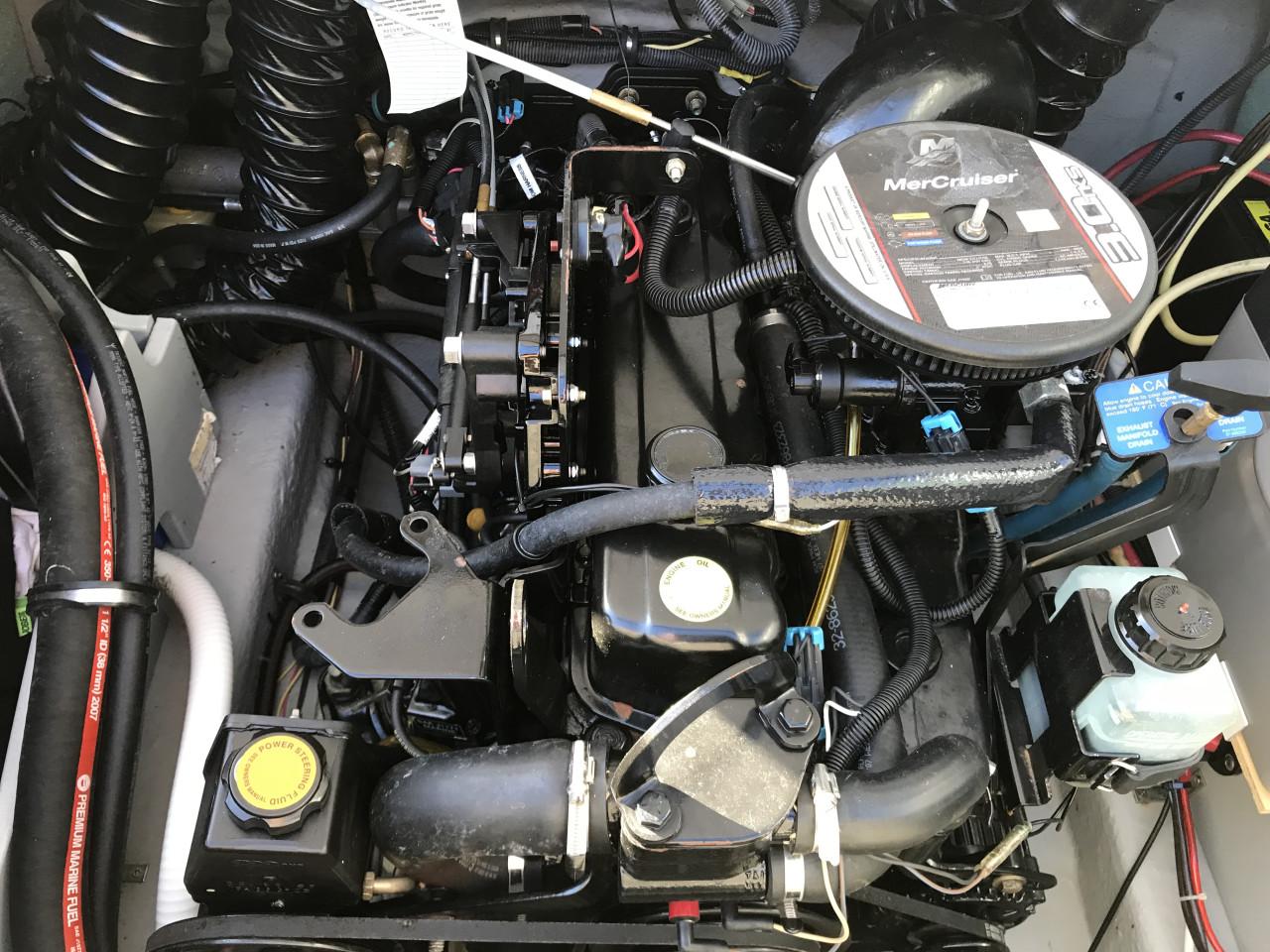 BAYLINER 185 BOWRIDER