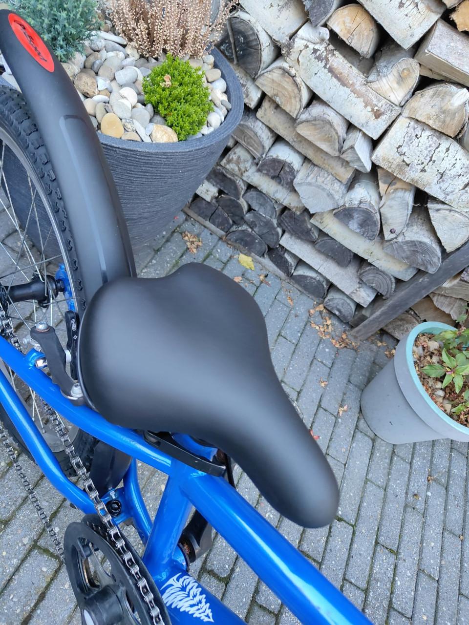 20 inch stoere mountainbike met Canyon stickers