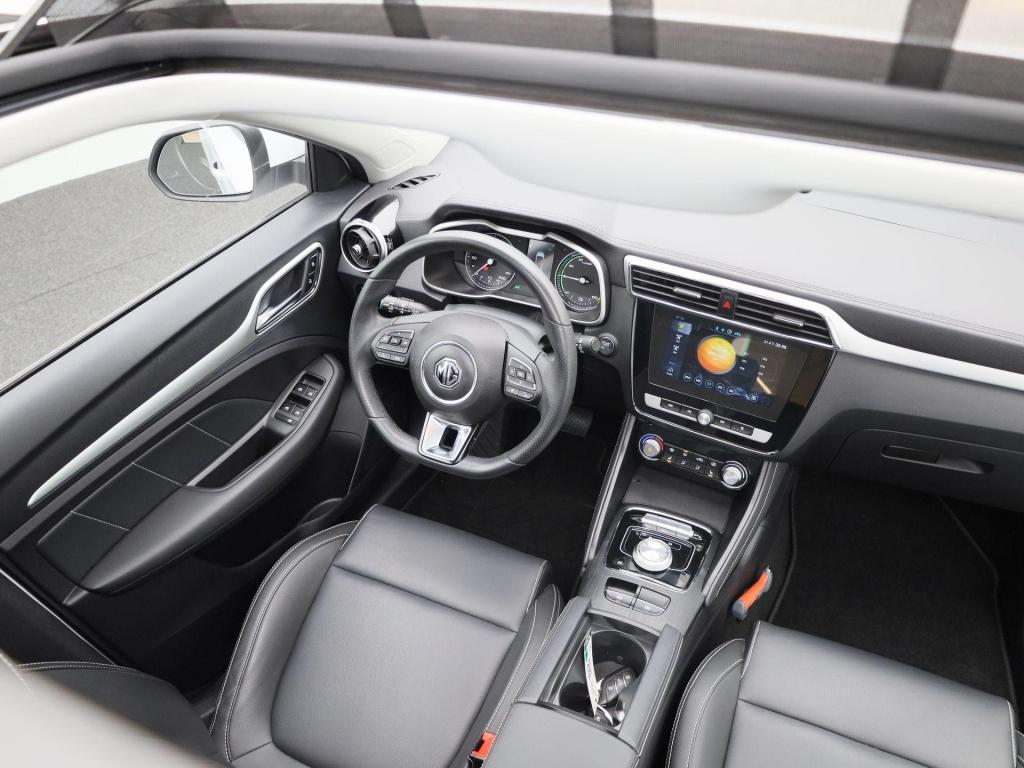 MG Zs Ev mg luxury 45 kwh aut. | panoramadak | lederen bekleding | navigati