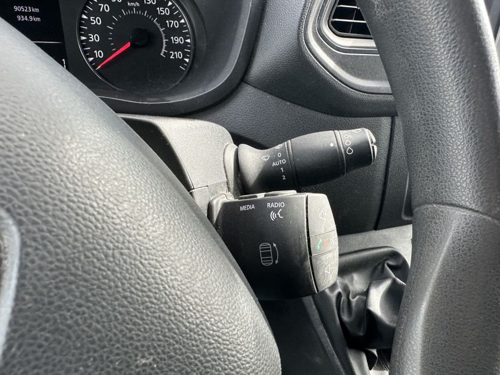 Renault Master t35 2.3 dci 135 l3h2 | led | navi | camera | trekhaak .