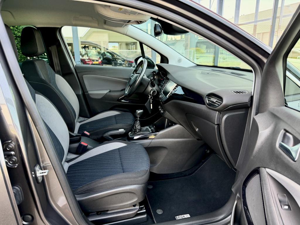 Opel Crossland X 1.2 turbo 120 jaar edition navi ecc cruise