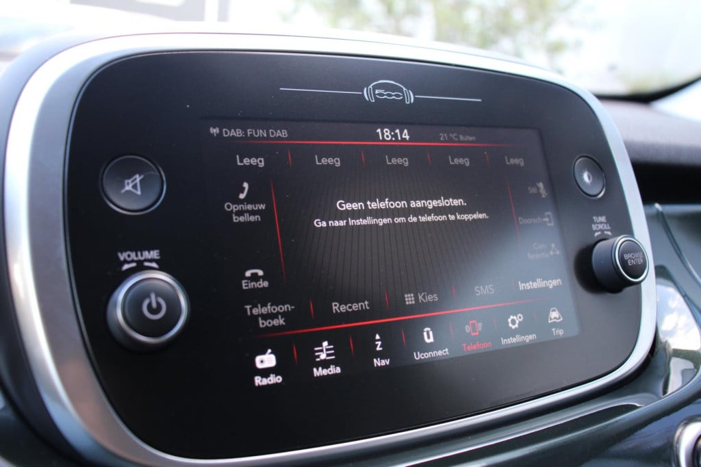 Fiat 500x 1.0 turbo cross - navi - carplay - full led - trekhaak - leder - 