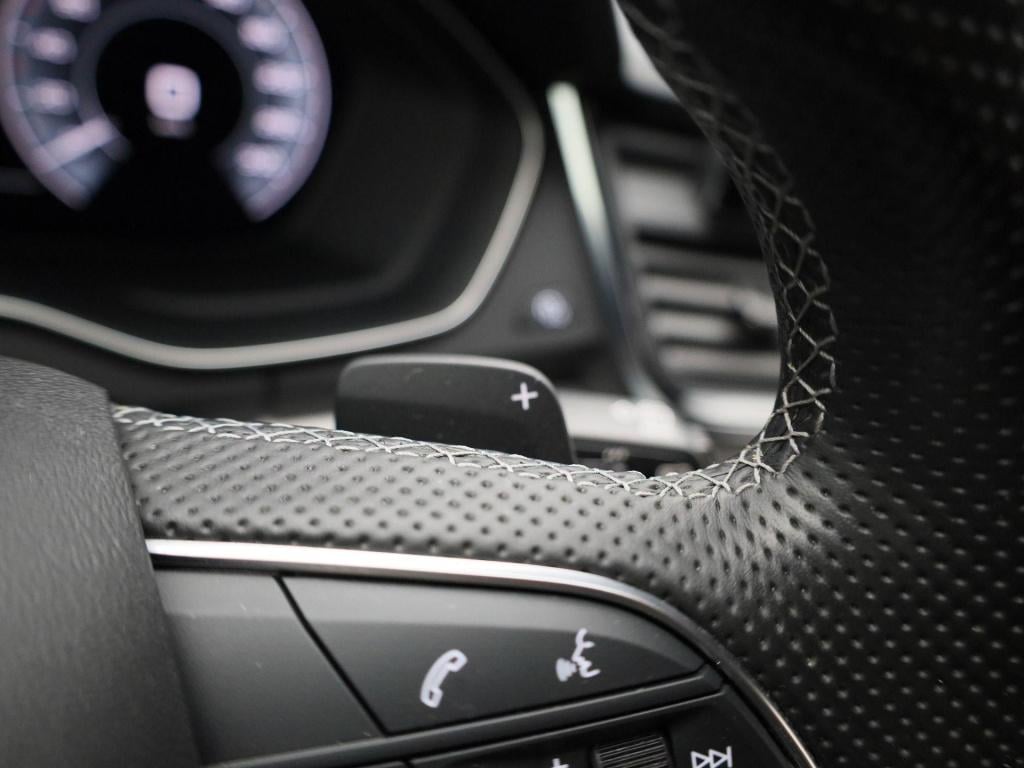 Audi Q5 50 tfsi e s edition | s-line | vlak stuur | automaat | lmv | half l