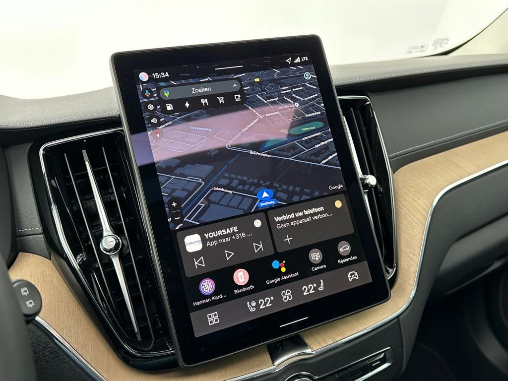 Volvo XC60 t6 awd gt ultra dark