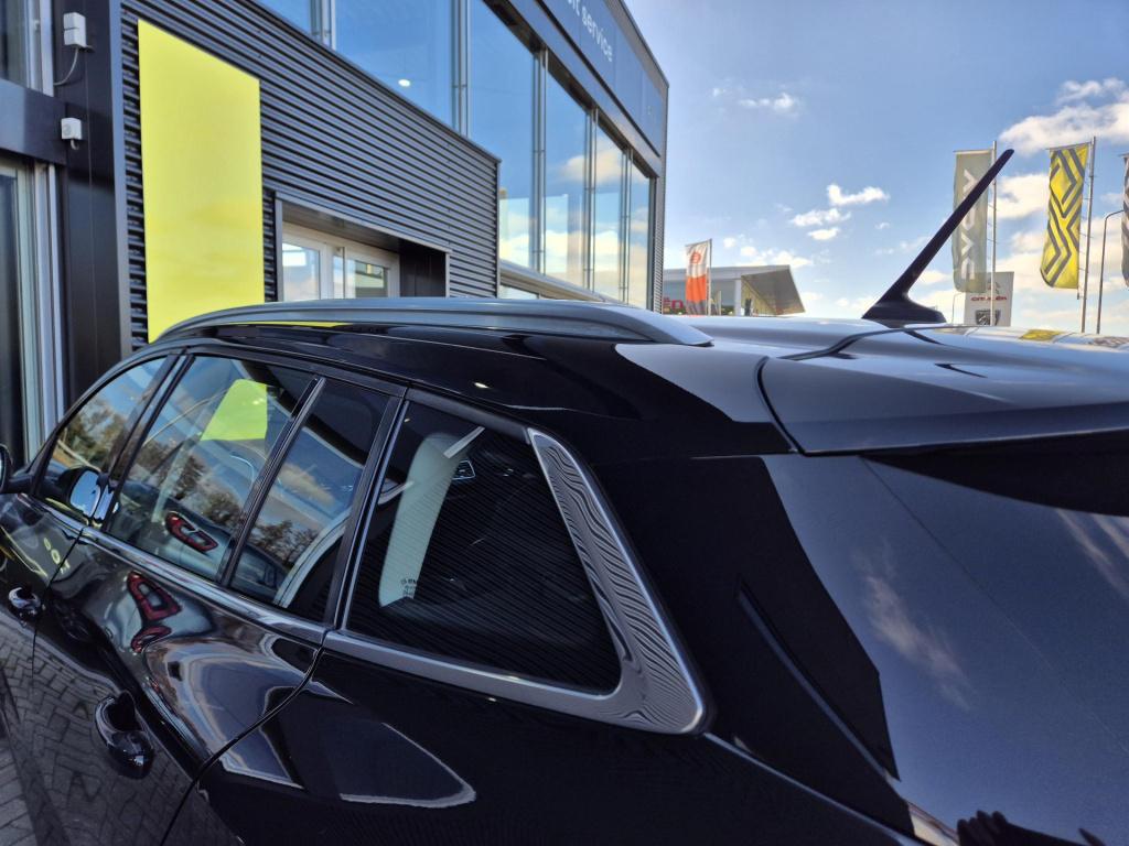 Renault Megane 1.3 tce 140 edc automaat business edt. trekhaak, all season 
