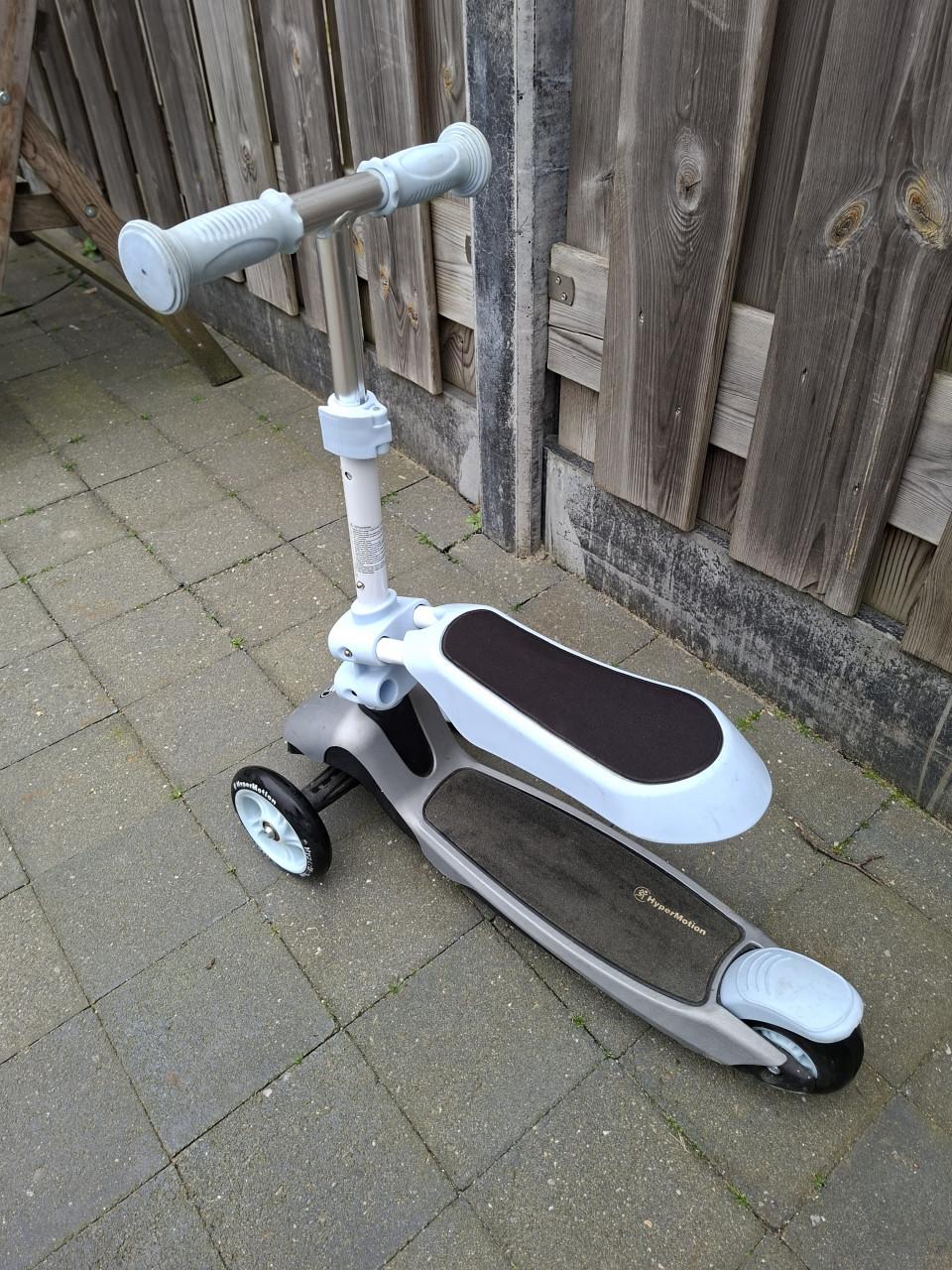 Hypermotion kinderstep met zitje