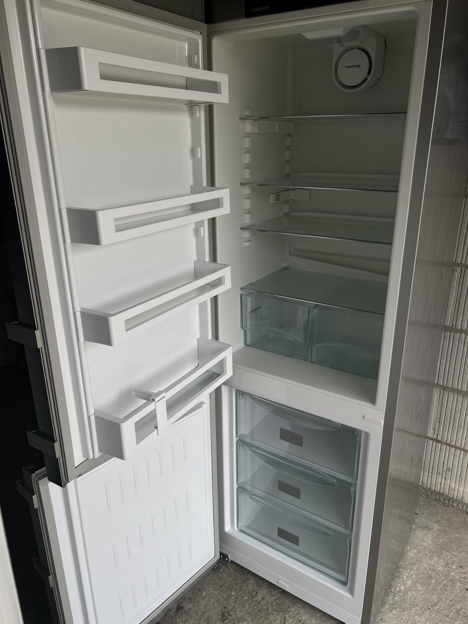 Liebherr RVS A+++ koel vries combinatie koelkast vriezer 180x61x66 cm. HBD.