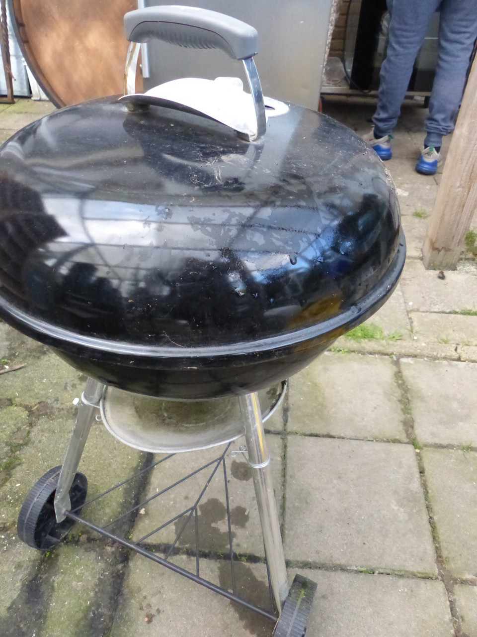 BBQ Weber 1 m hoog prima staat