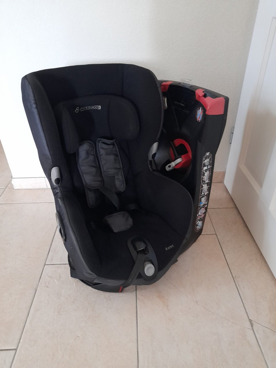 Maxi - cosi Axiss (DRAAIBAAR) VERKOCHT