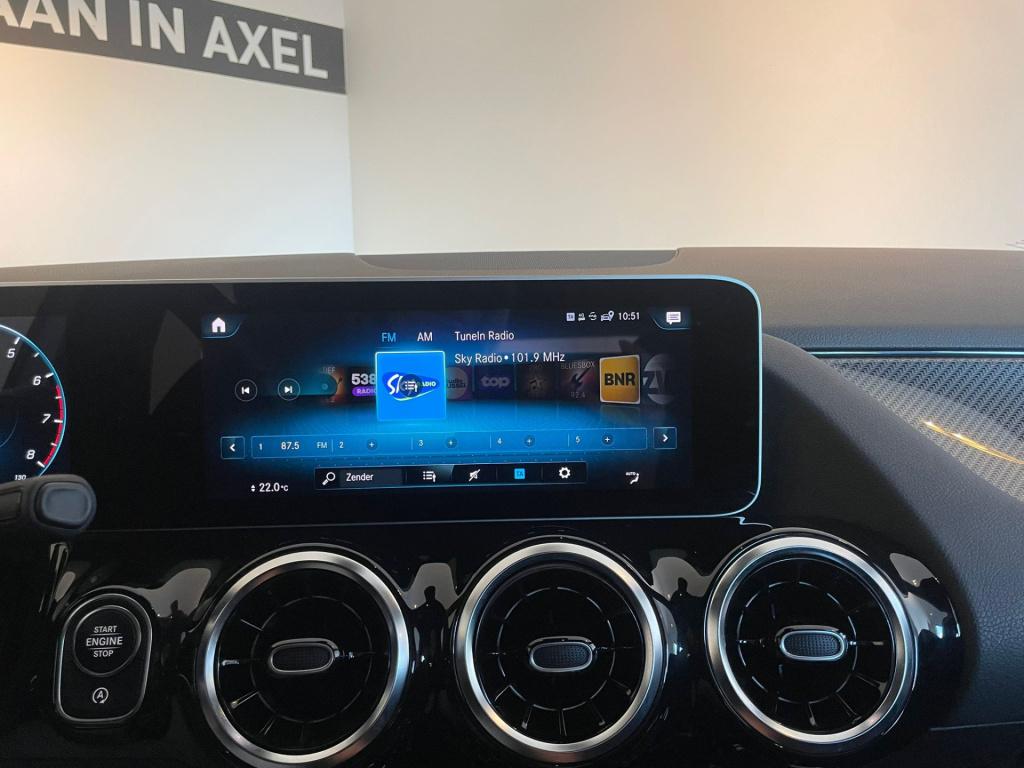 Mercedes-Benz B-Klasse 180 business solution amg