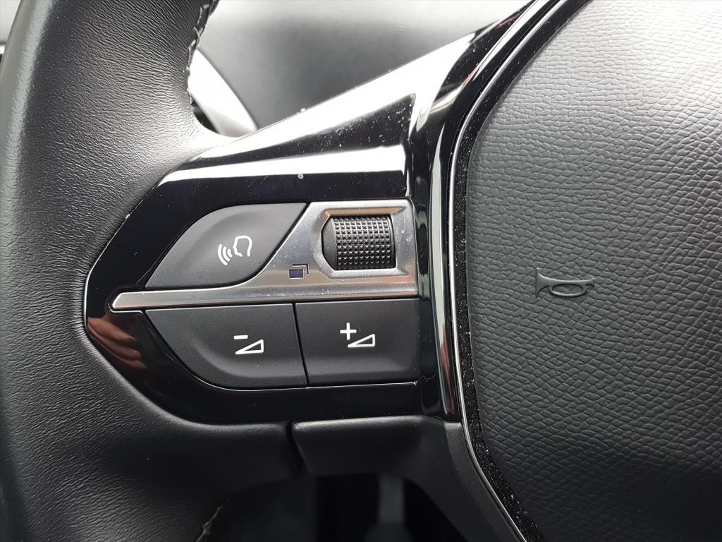 Peugeot 5008 1.2 130pk s&s allure pack business 7p apple carplay & android 