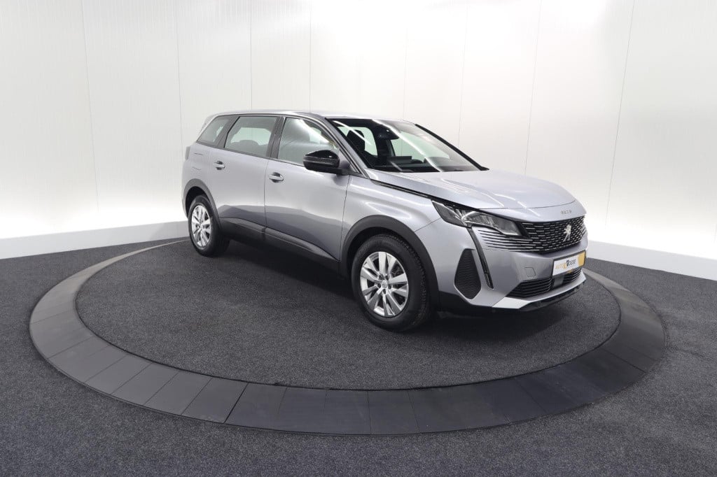Peugeot 5008 puretech 130 eat8 active pack | 7 zitplaatsen | camera | apple