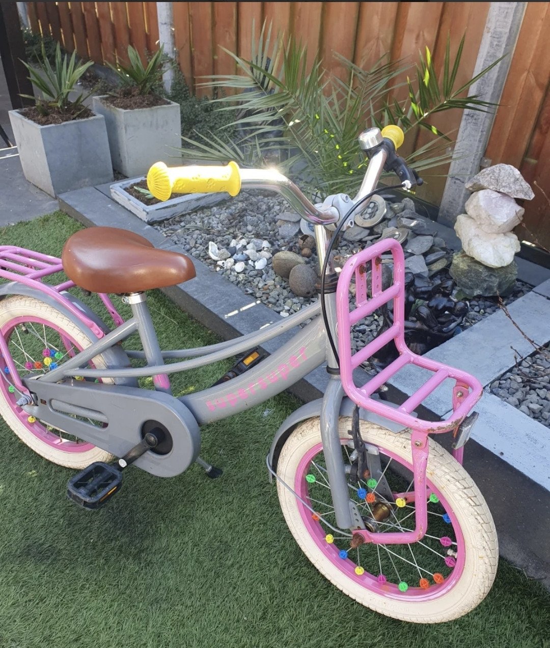 Te koop fiets 75euro.