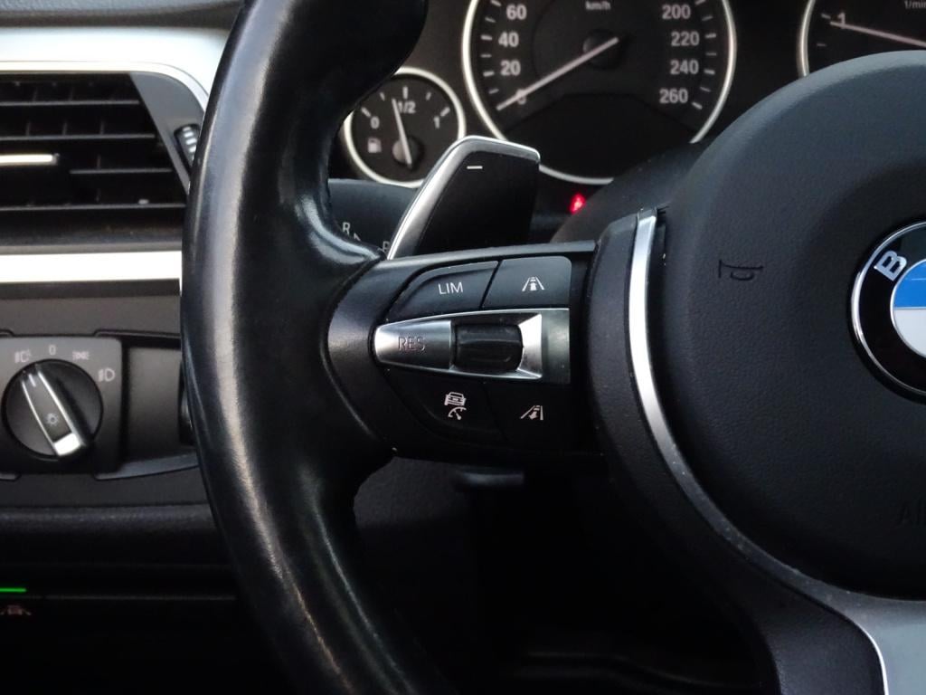 BMW 3-serie 330e luxury